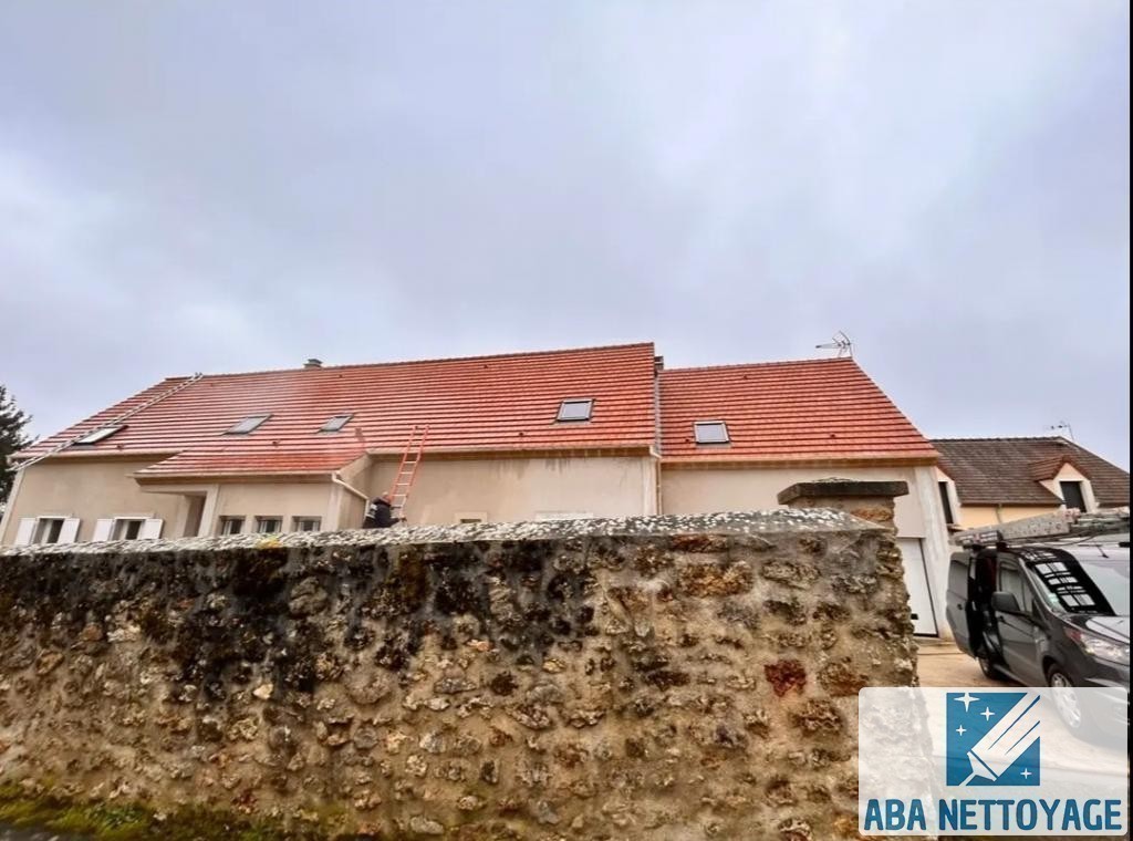 Toiture de maison après démoussage